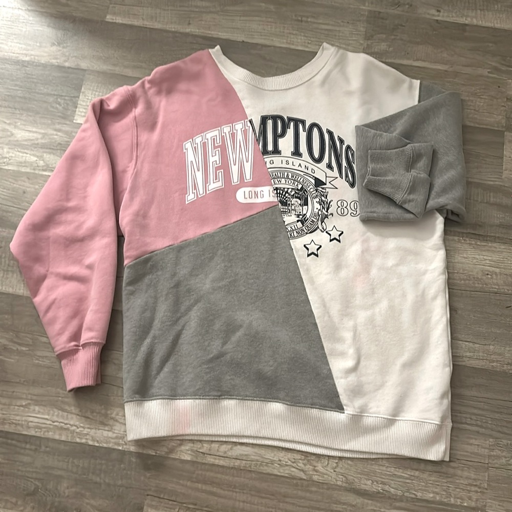 Hollister Crewneck